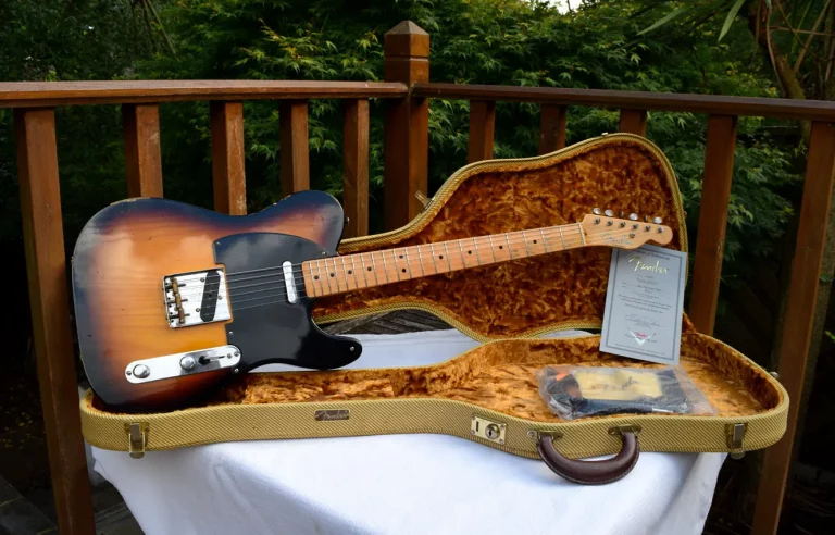 Fender Custom Shop – 1951 Nocaster Relic (2002) – Telecaster
